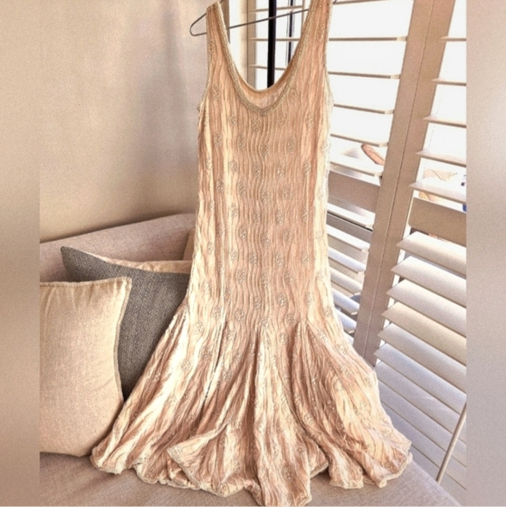 Vintage baby pink Sequin and pearl Maxi dress with gorgeous Mermaid bottom - Picture 1 of 9